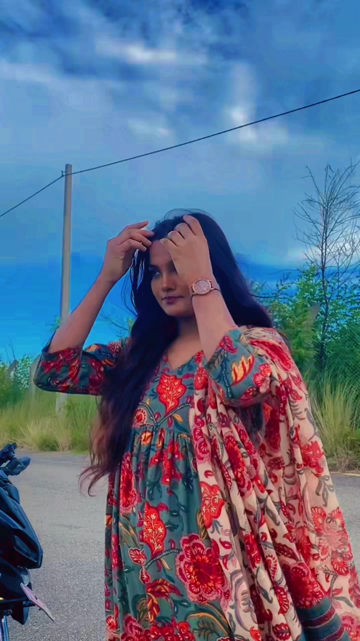 @🦚Radhika🦚