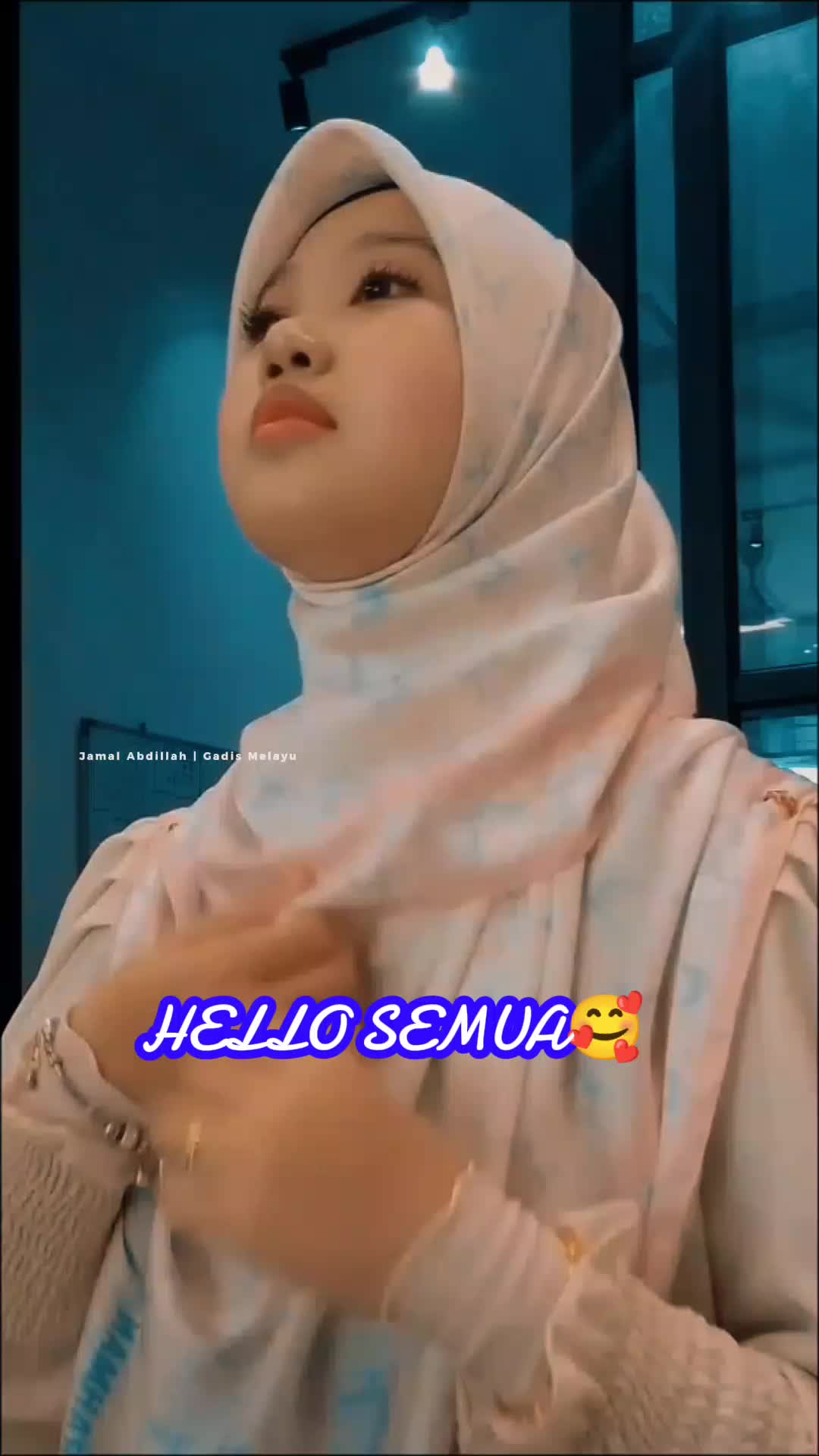 @AINAANIDA