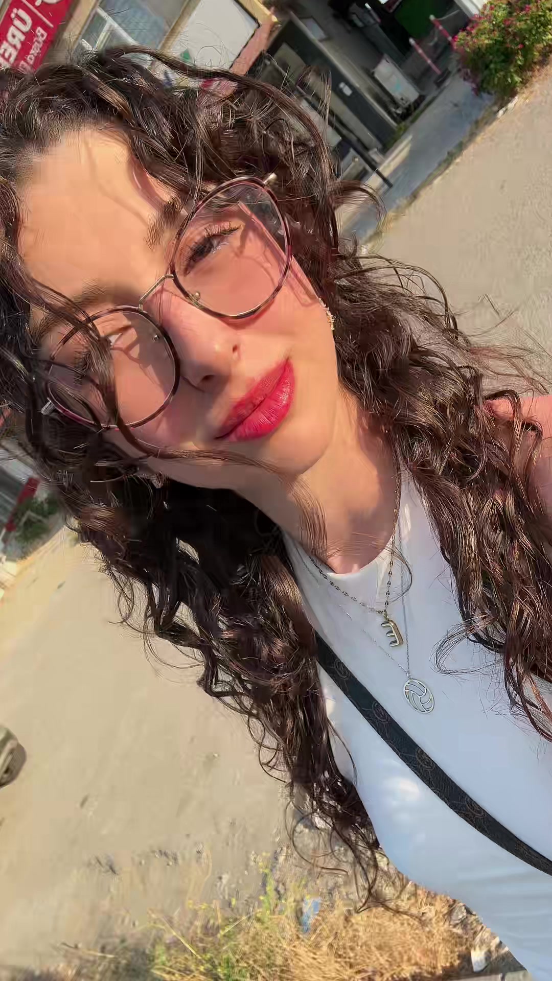 @A&ccedil;elya~