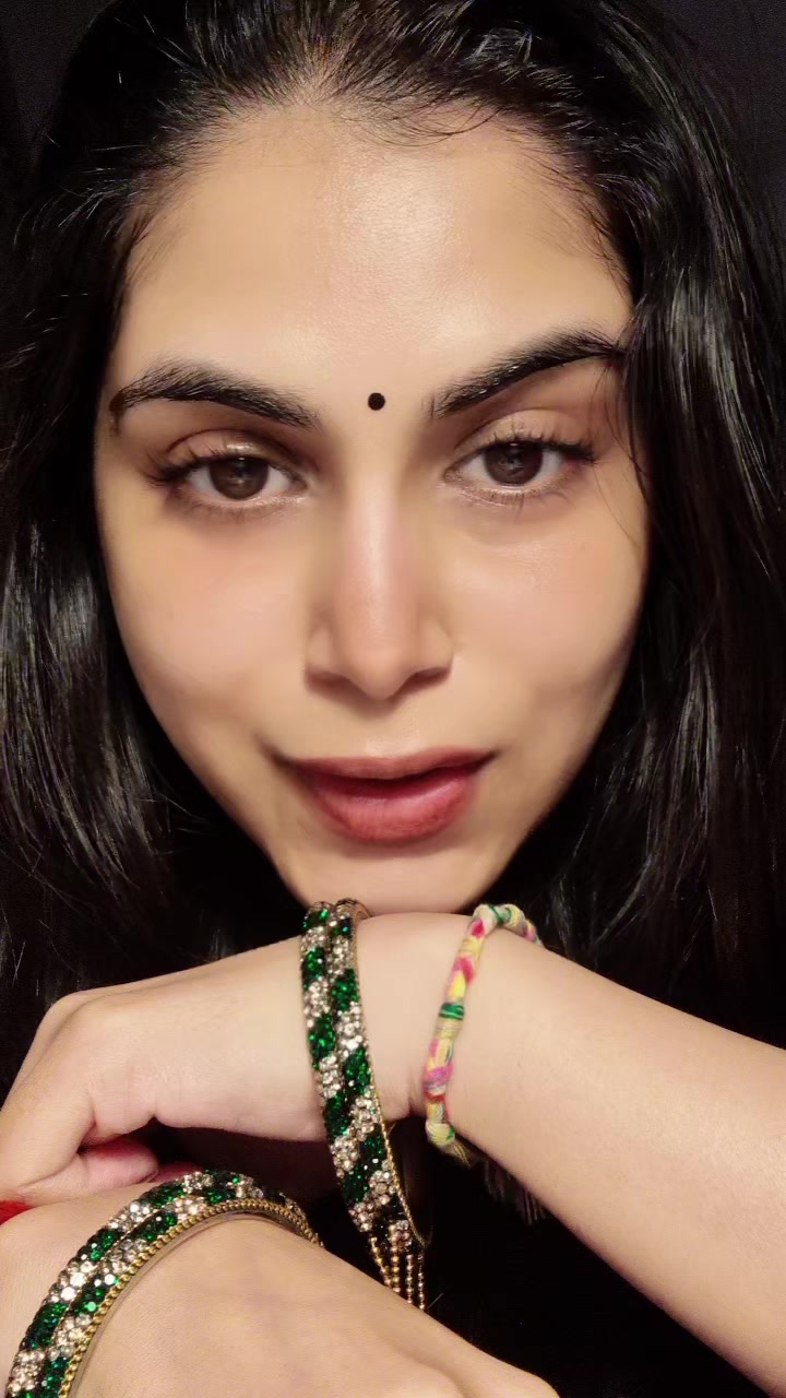 @Ektha Soni | CA(SA)🧿