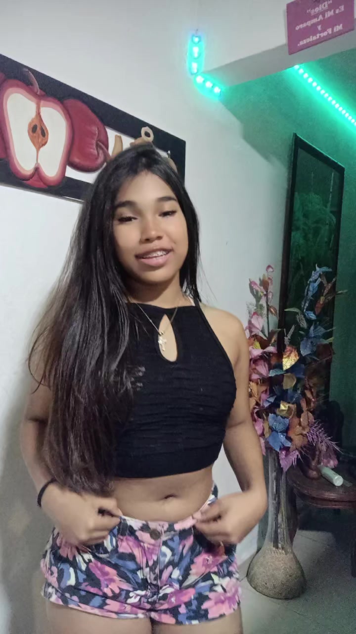 @Mily.🐍✨