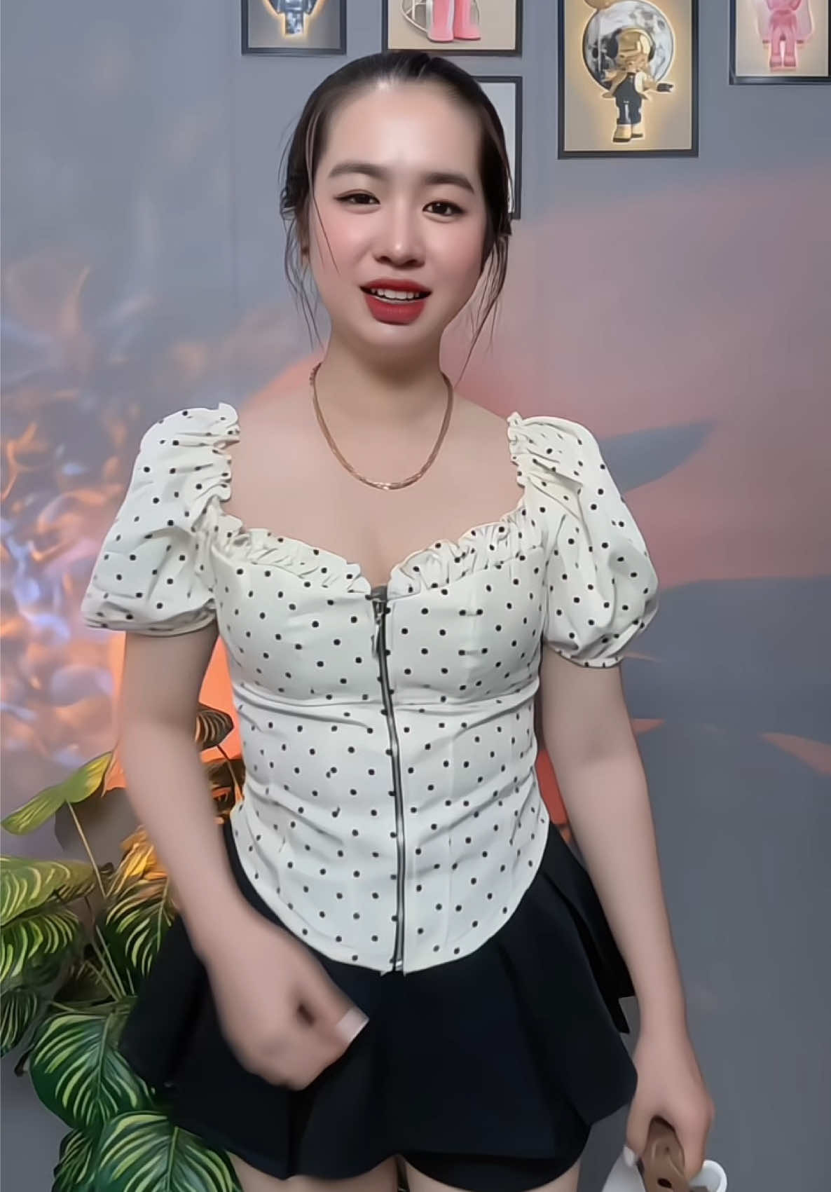 @Như &Yacute; Shop