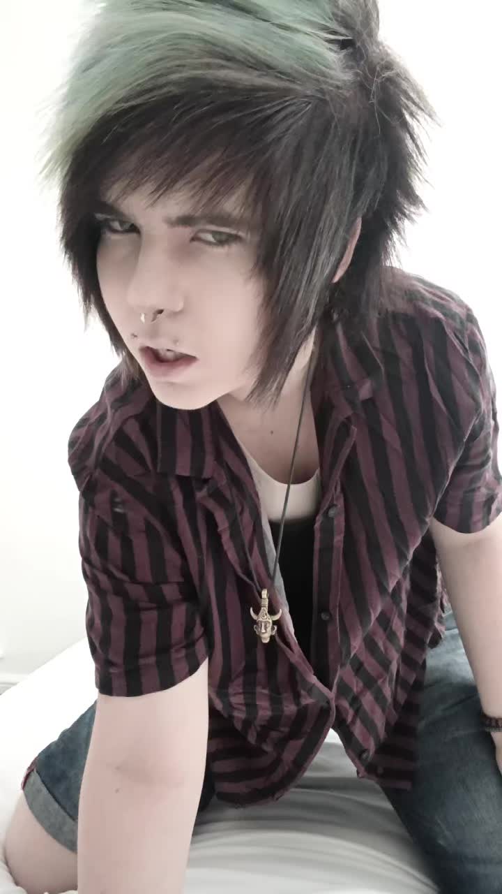 @Victor ⍟.⎊.✪ (。´-ω・) ᶻ 𝗓 𐰁