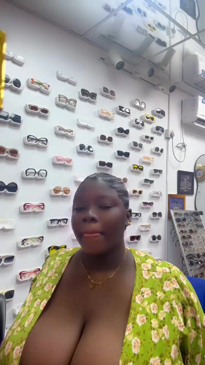 @Shuga of Akuresunglass2