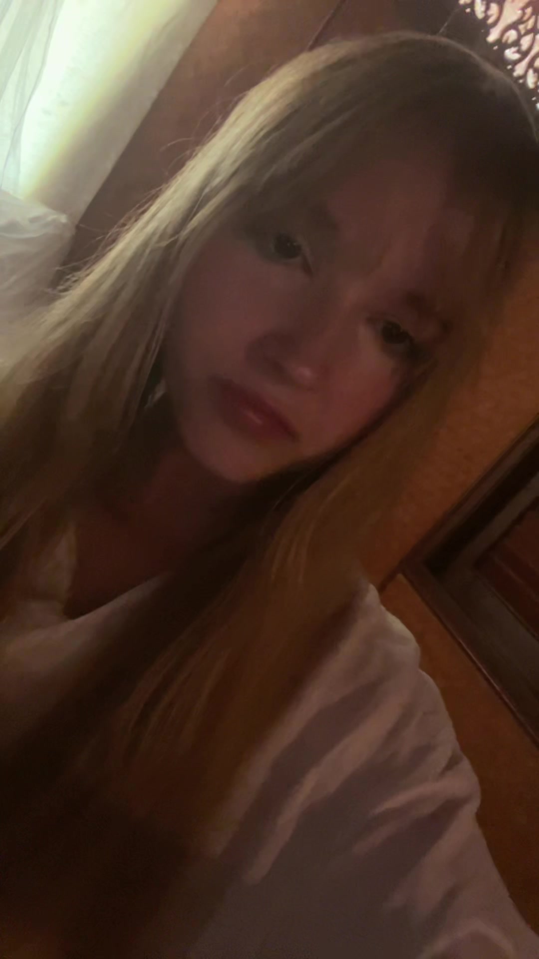 @Leni