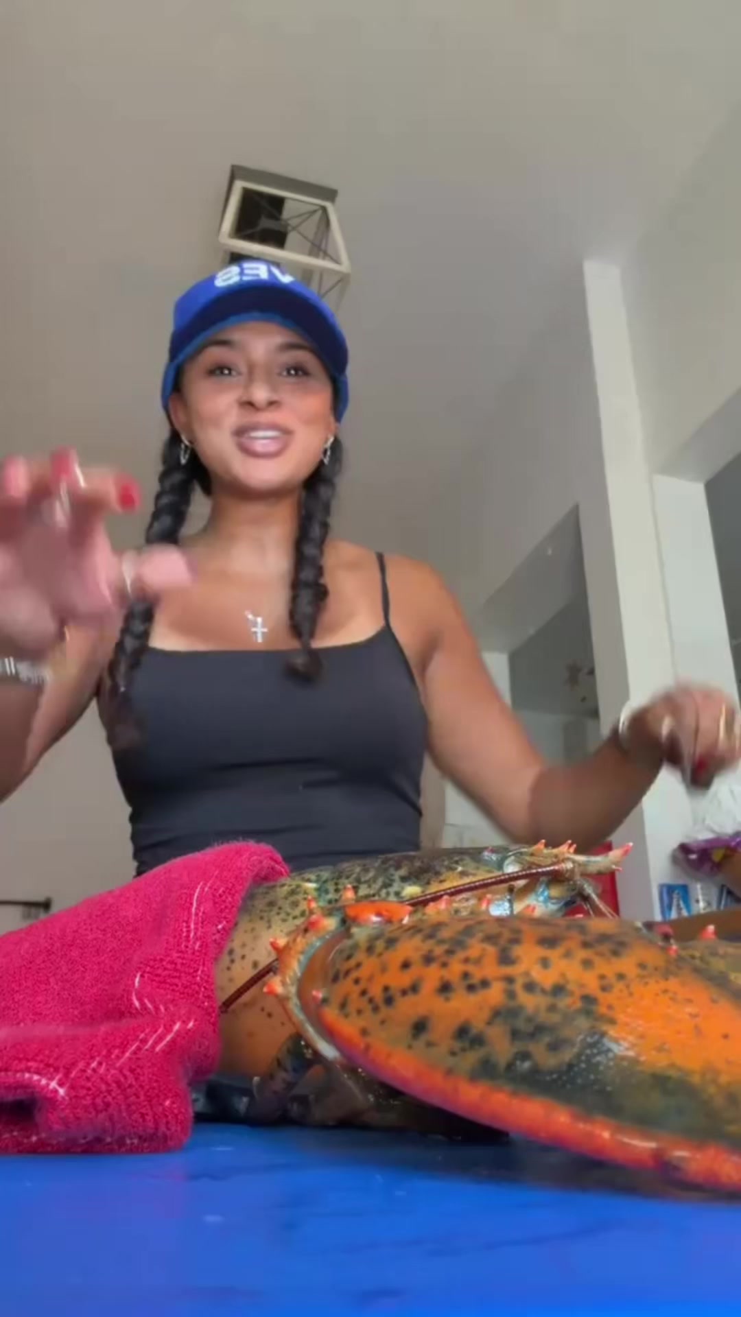 @FartingOnWoman1