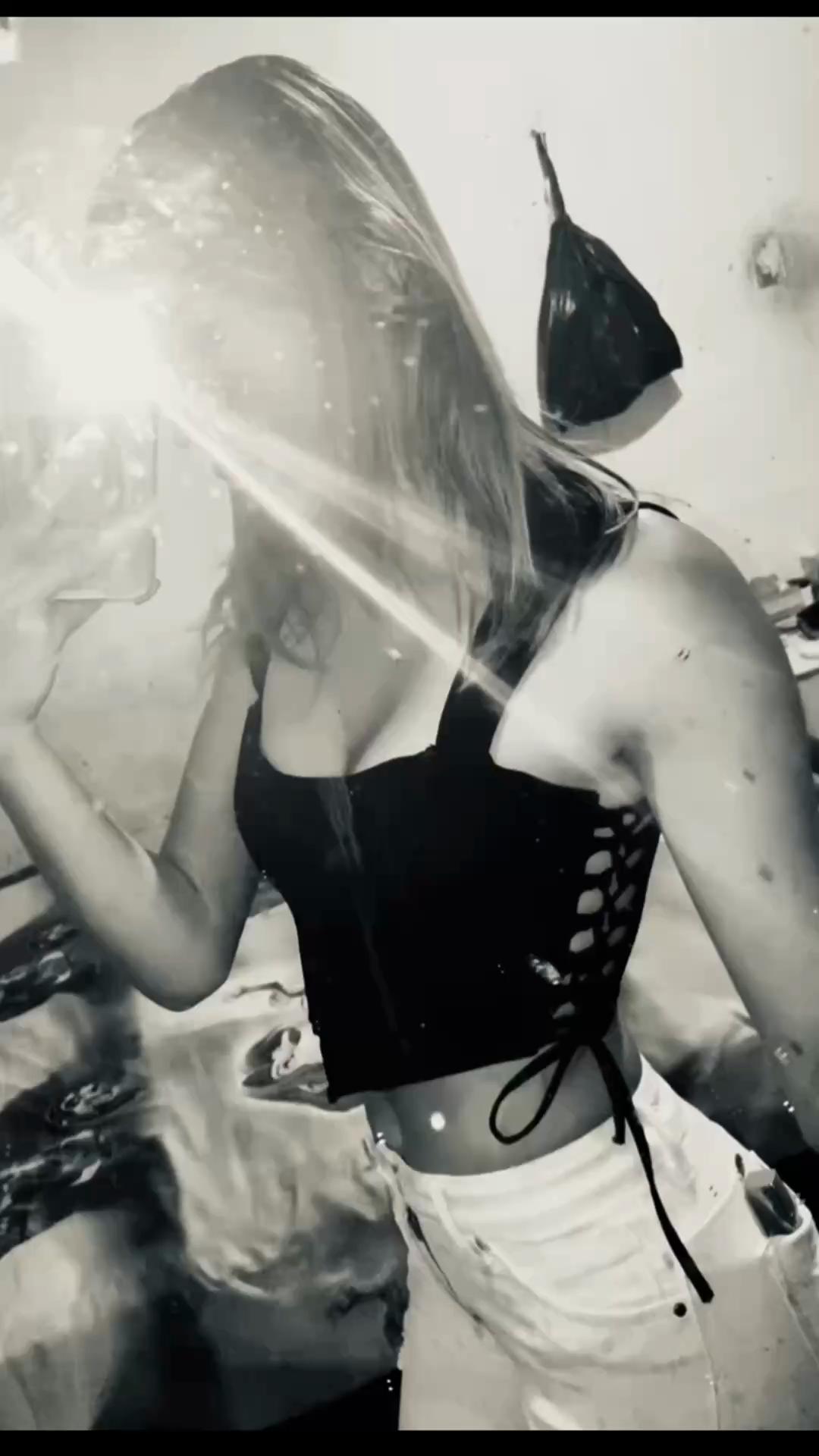 @Nicolle♛