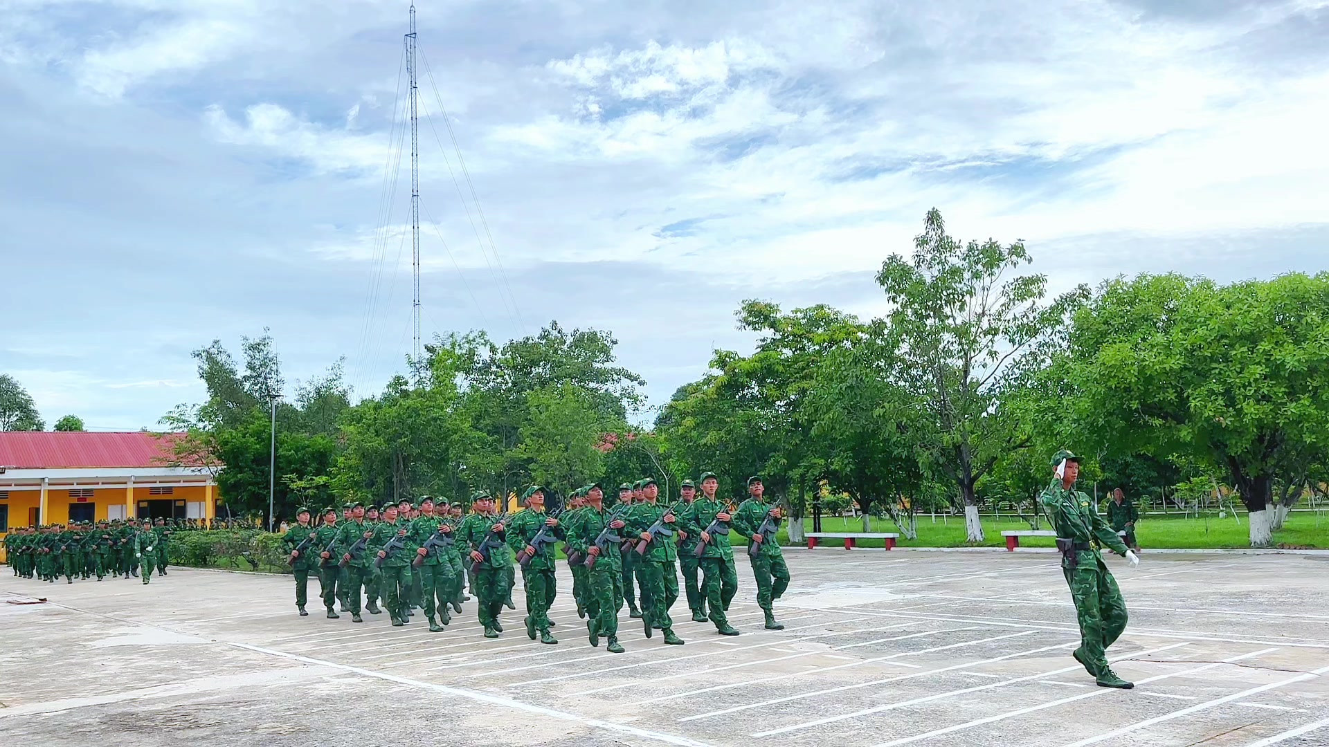 @HầU QuẾ💥