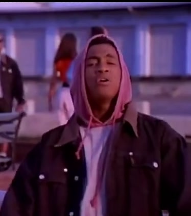 @🎧