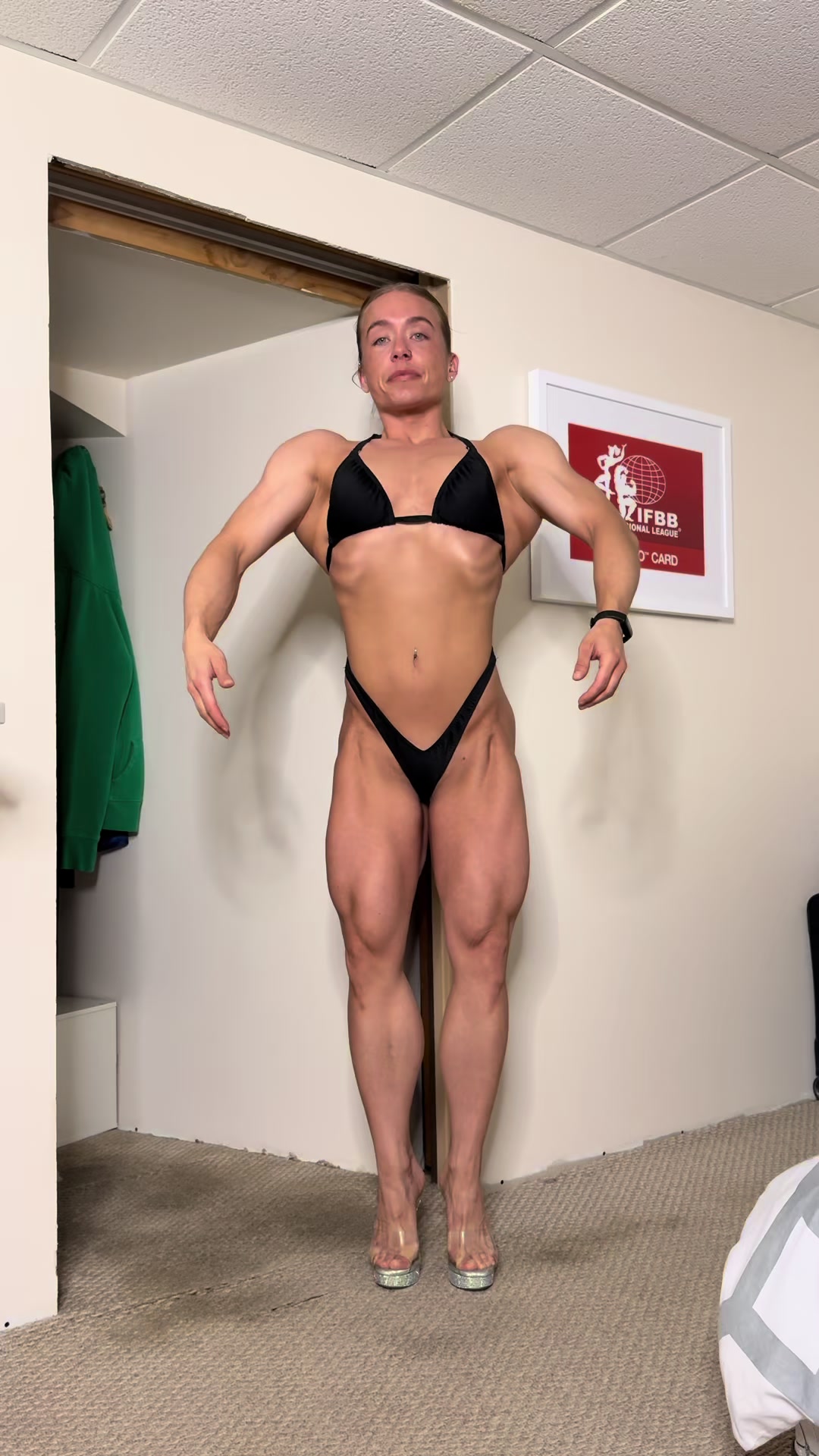 @shannonahle.ifbbpro