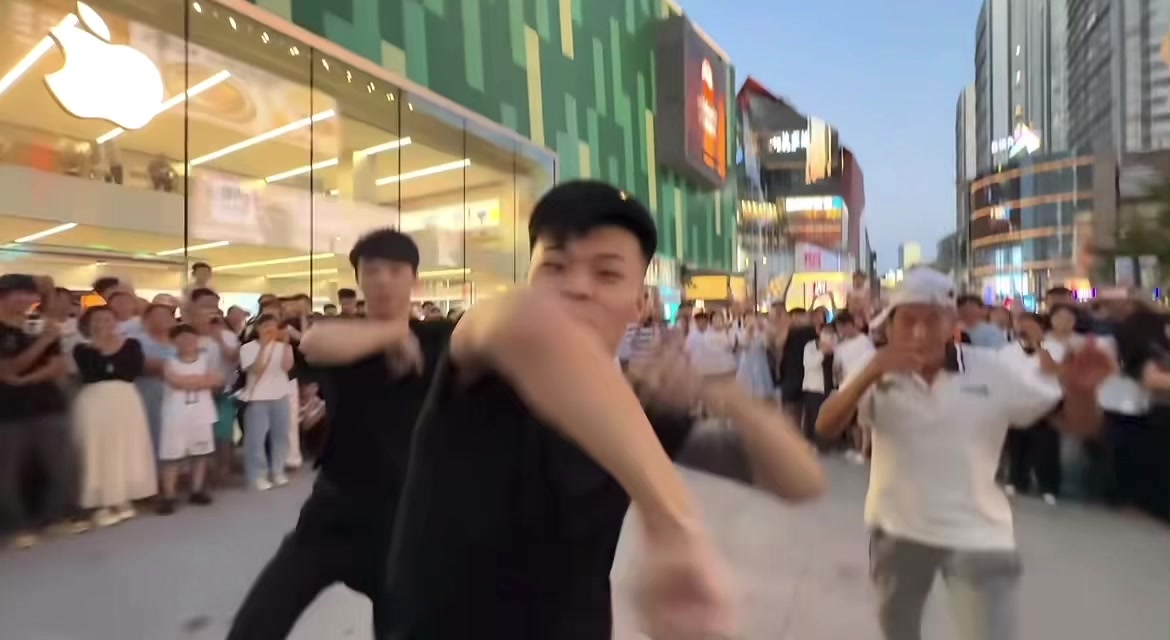 @nineteen