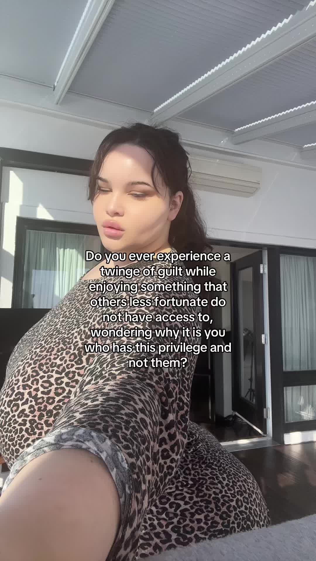 Mia Saaoud (@mia.saaoud) - Urlebird