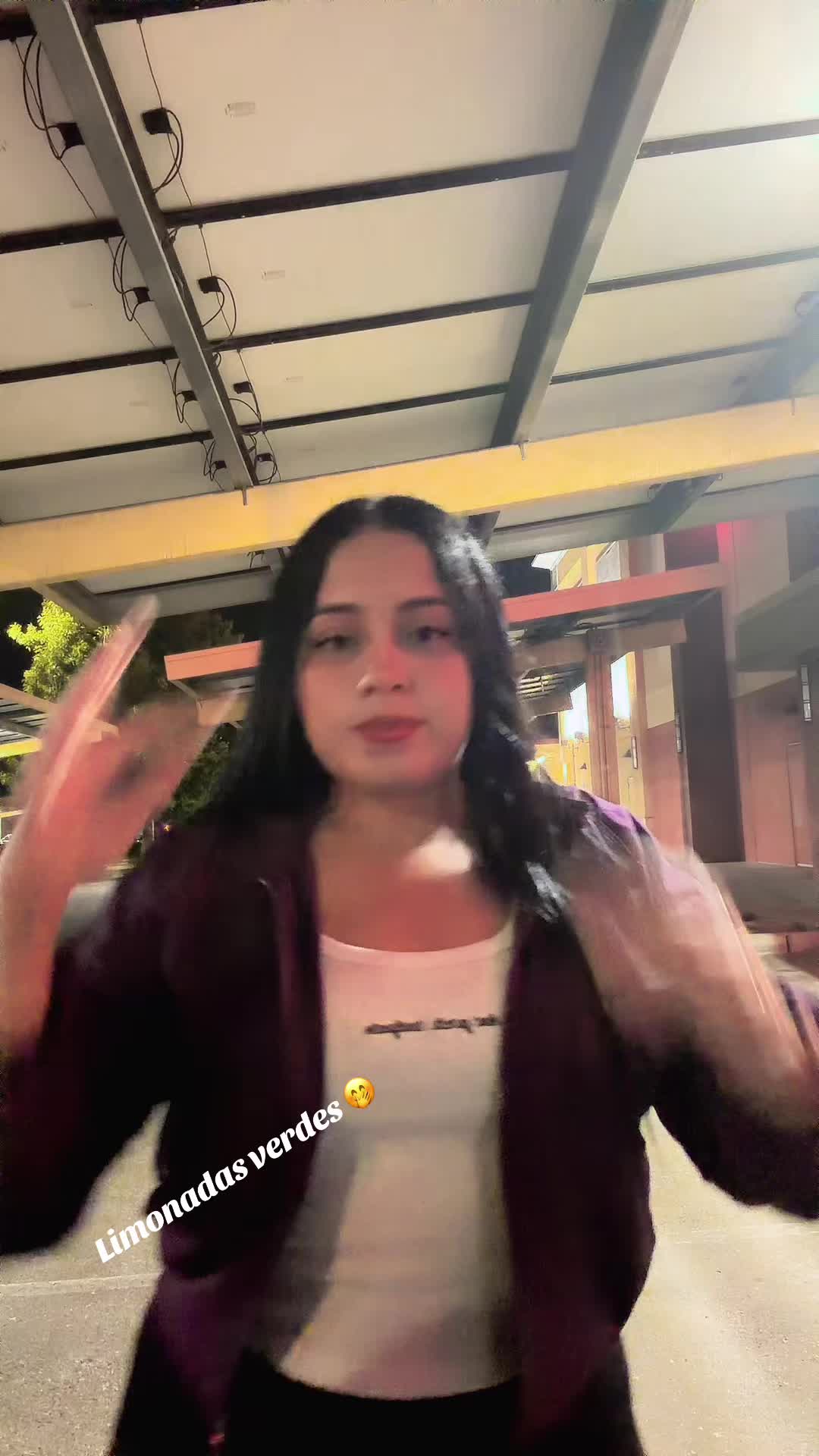 @anabella