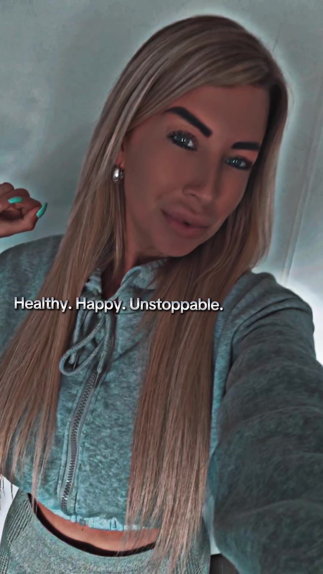 @HerFeminineEmpire