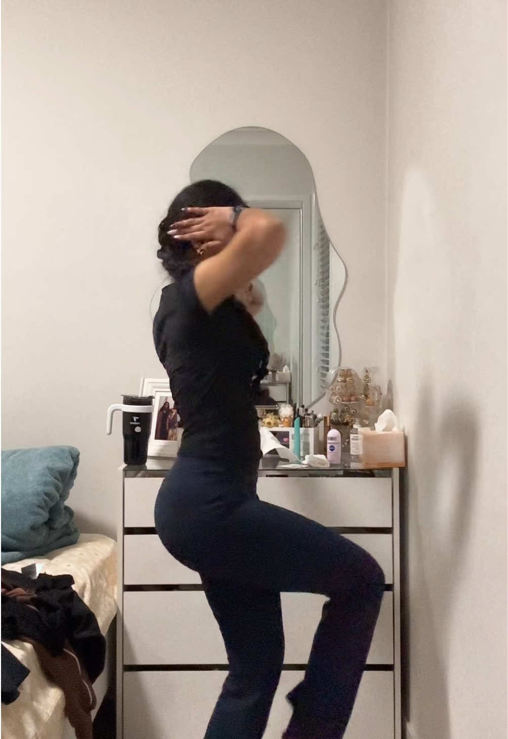 @Anjali🪬