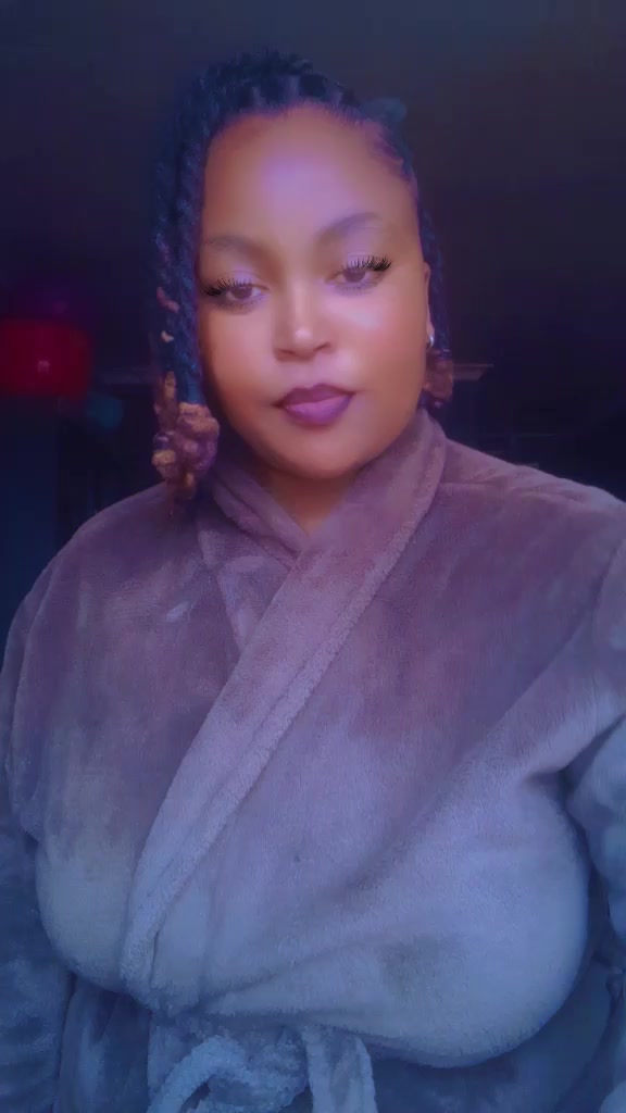@Queen Zeeh Mamkhuma