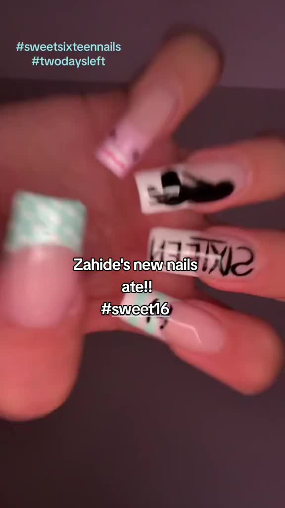 @𝐄𝐌𝐈𝐋𝐋𝐘