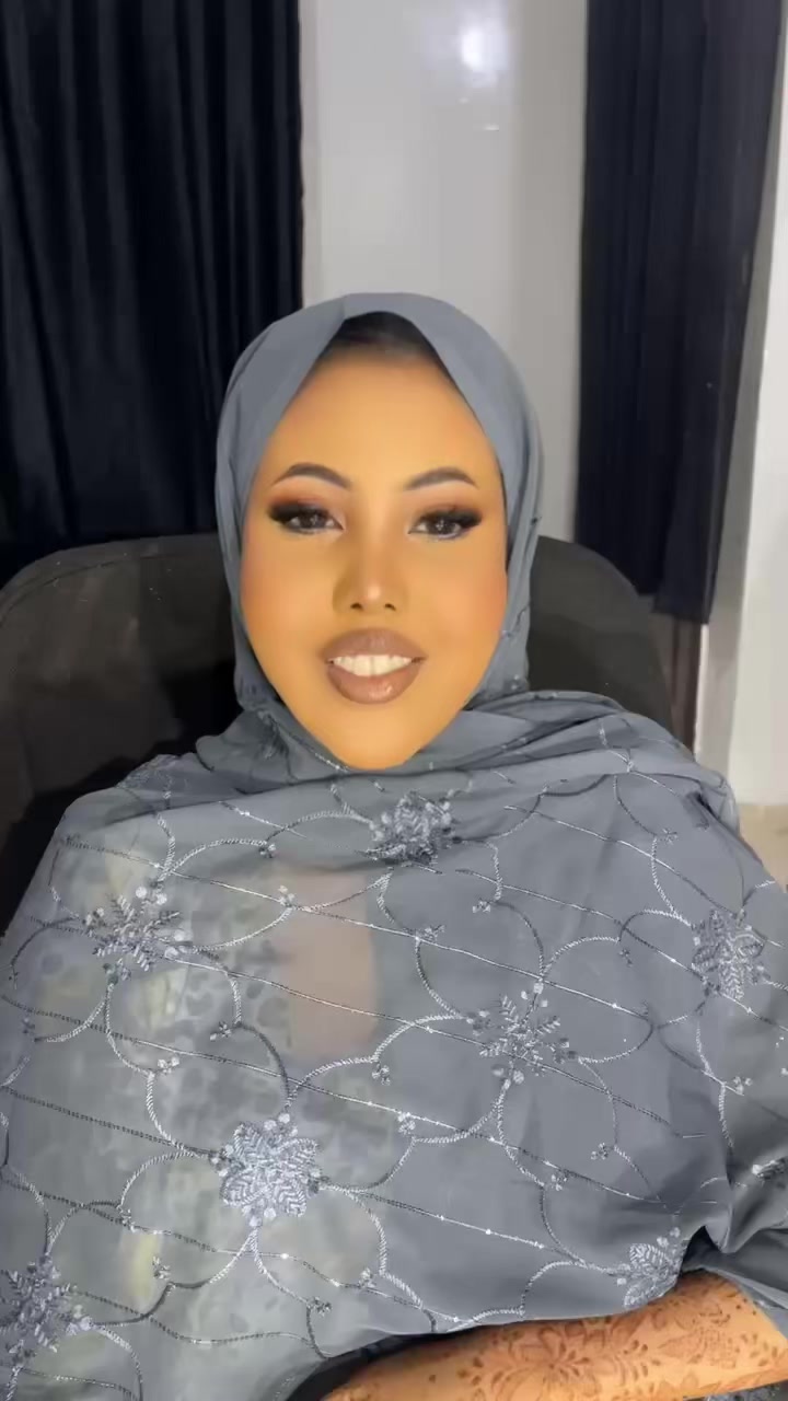 @glambylima1