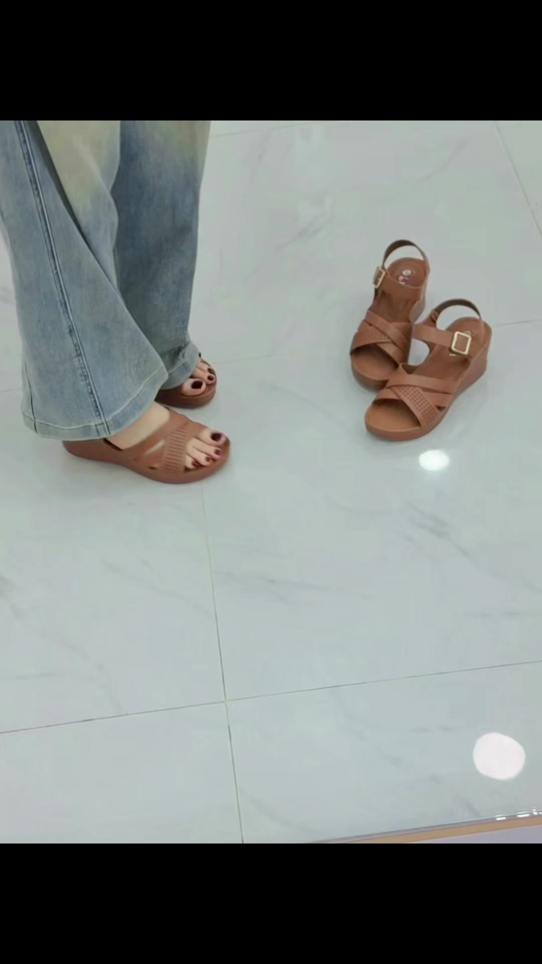 @Cherry Shoe Store