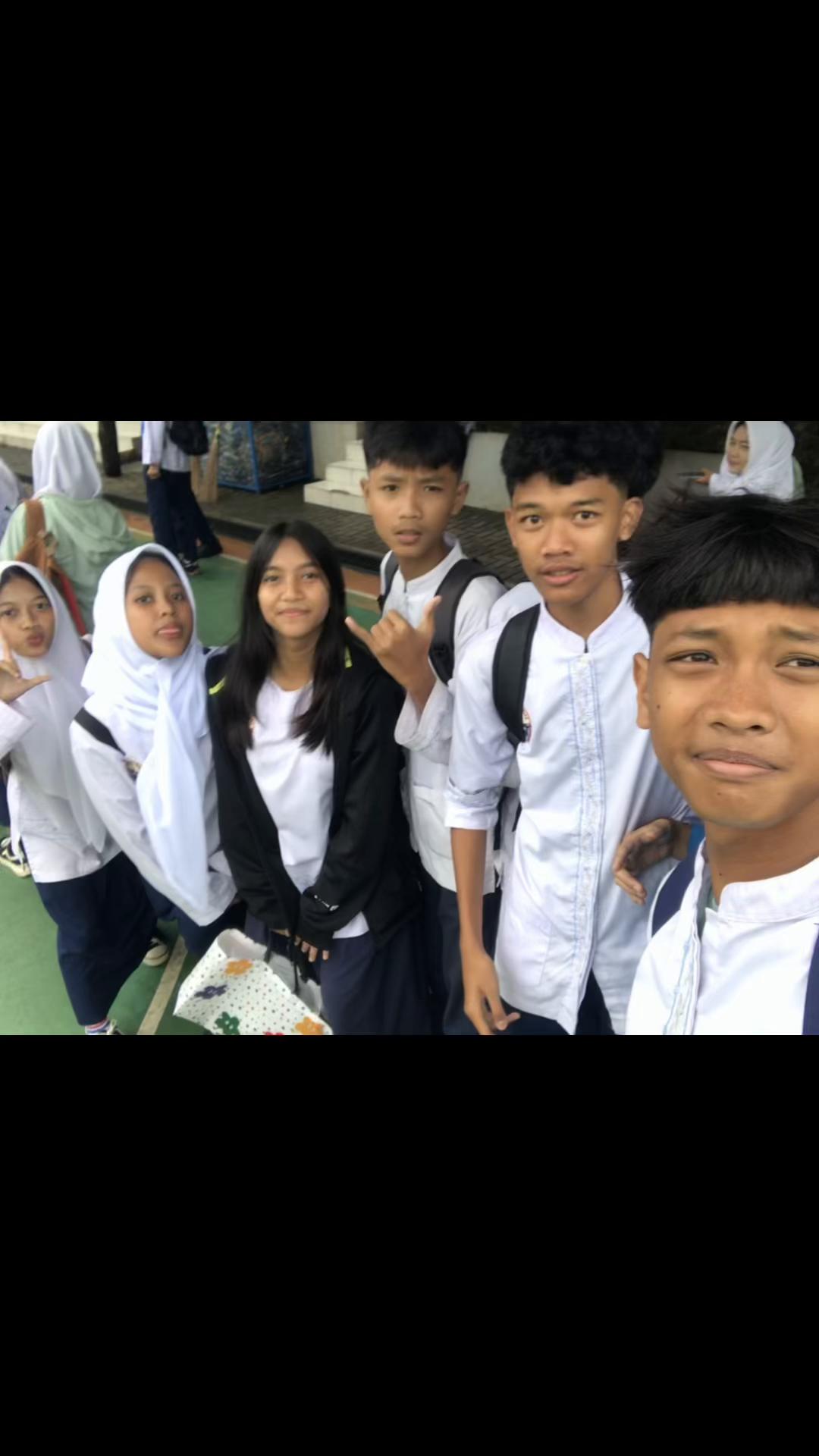@low&rsquo;sly