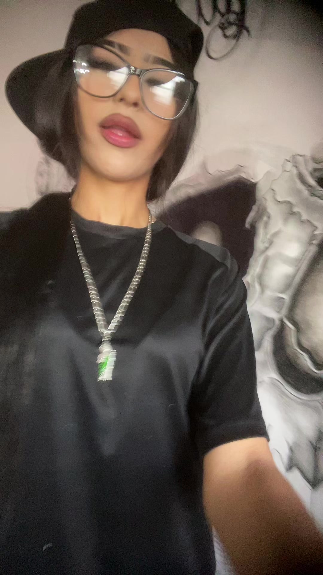 @la_leal_LD