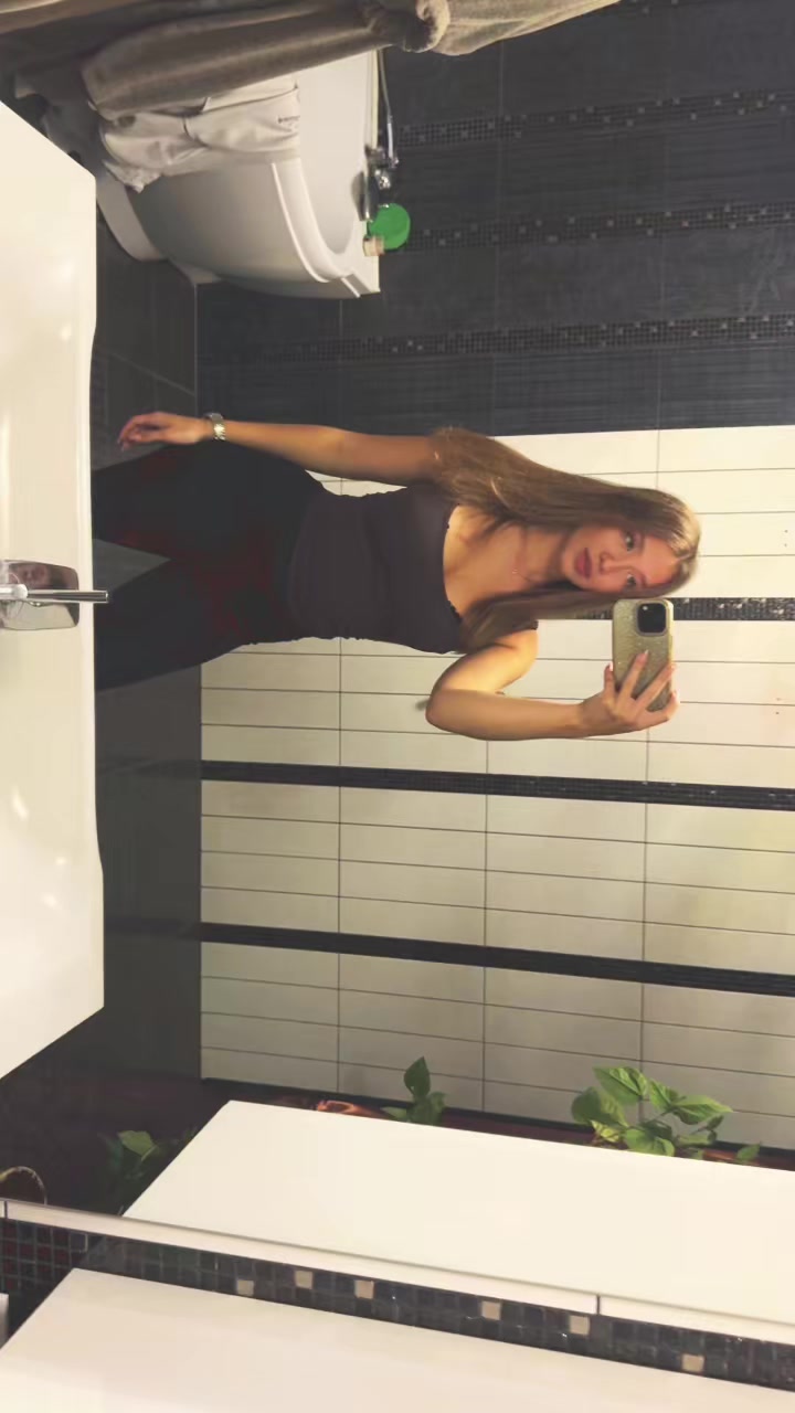 @verónikk