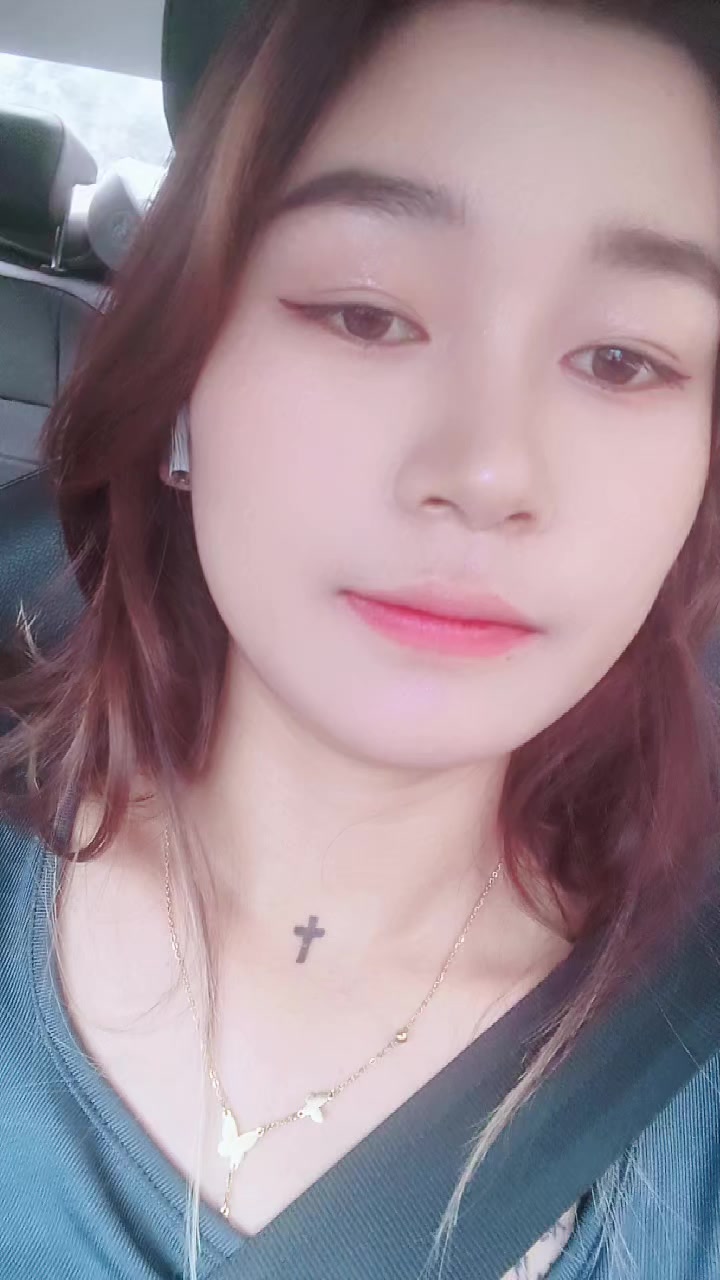 @သမီးလေးမေမေပါရှင် 👩👧👦