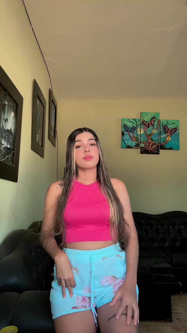 @NaomySC🫦🔥