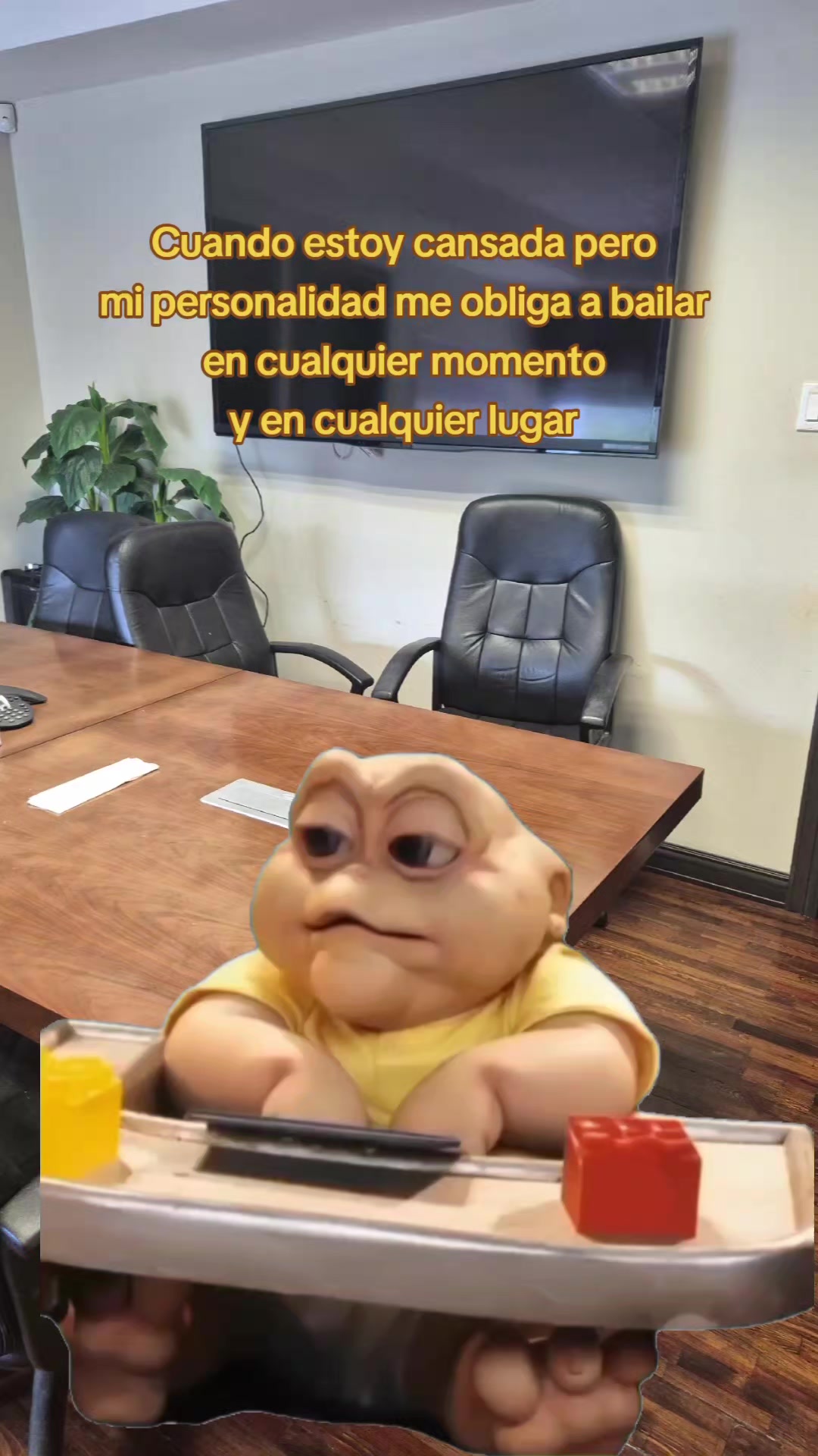 @Denisse V