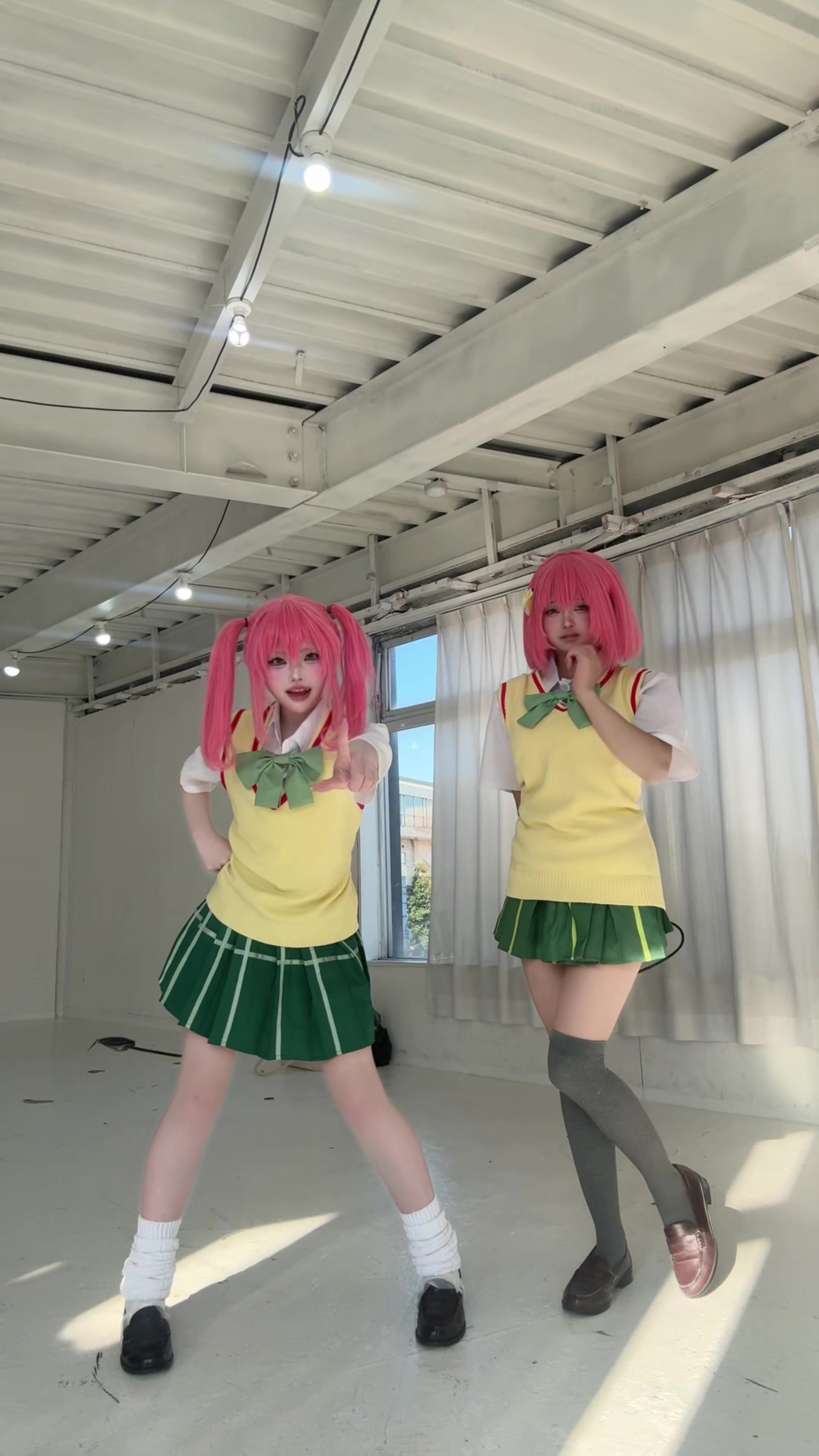 @あるく