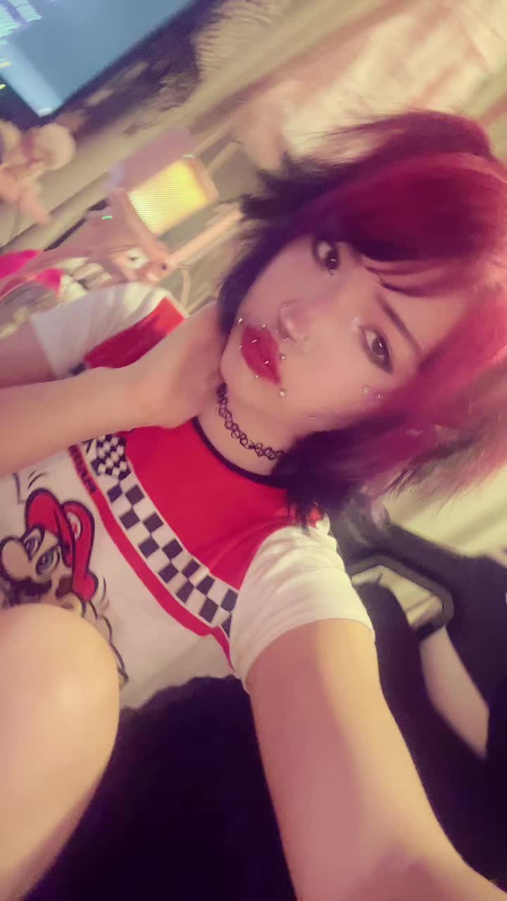 @twinkletoez28
