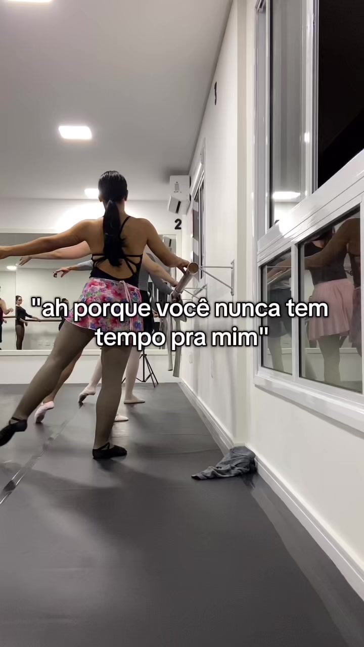 @&Eacute;rica Alves