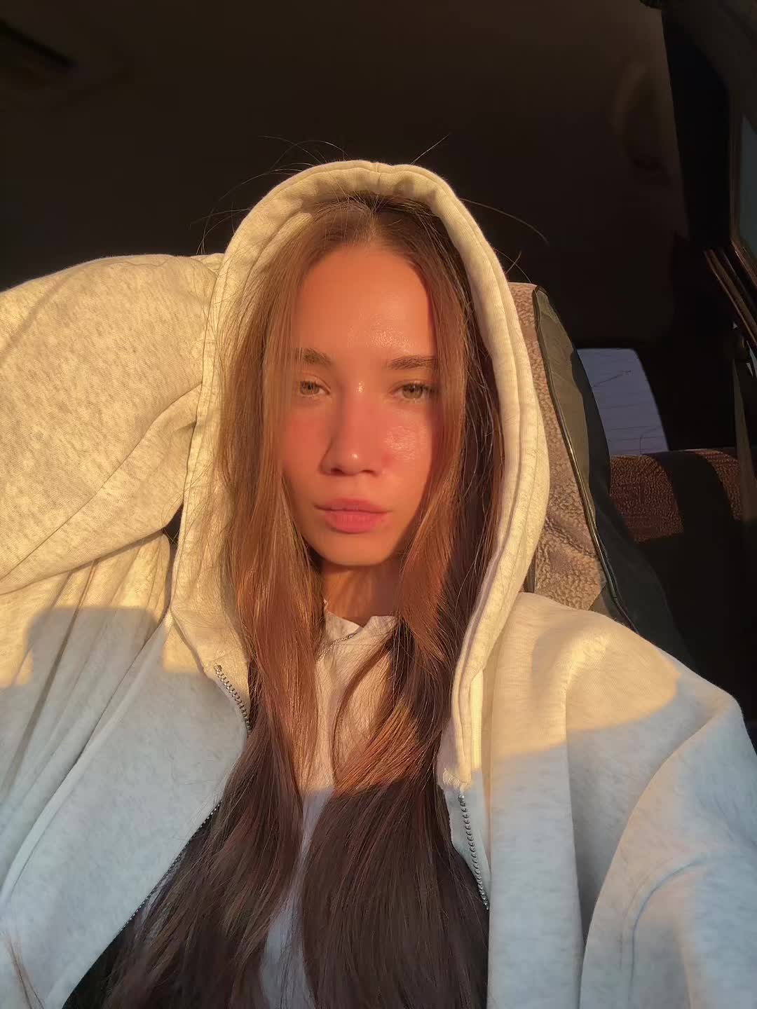 @lizatr0sh