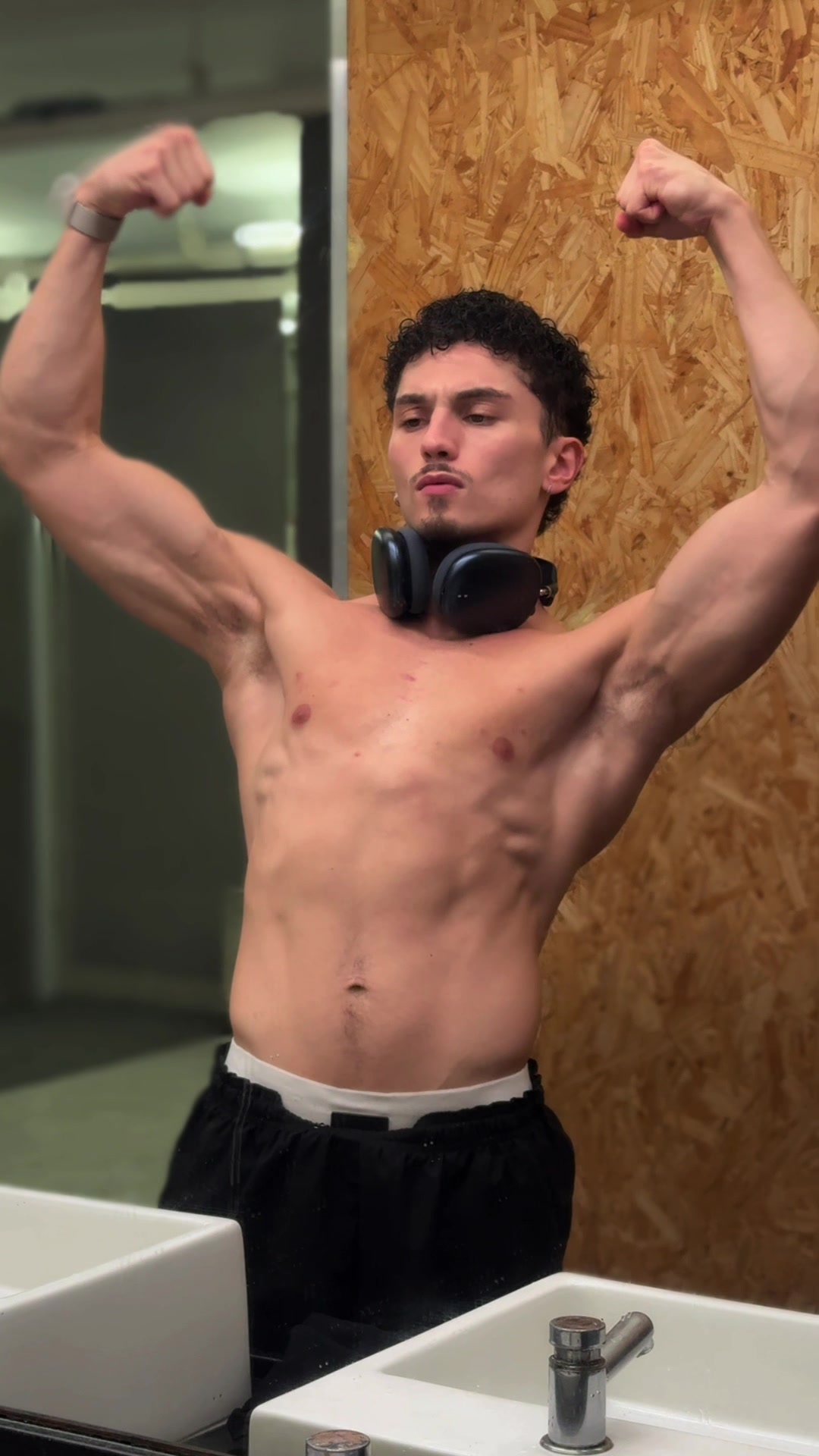@RIQUENCIO