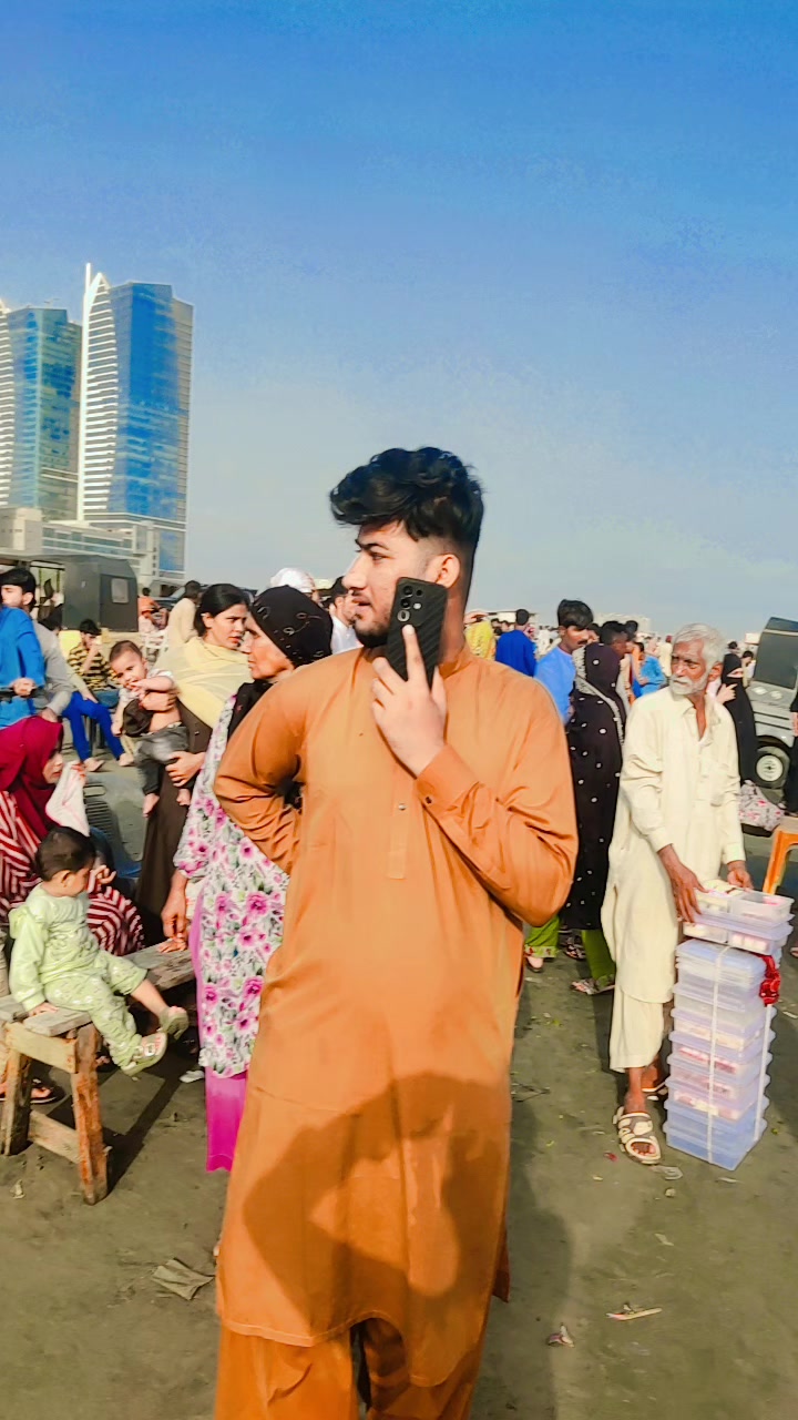 @سانول کراچی والا 👀❣️