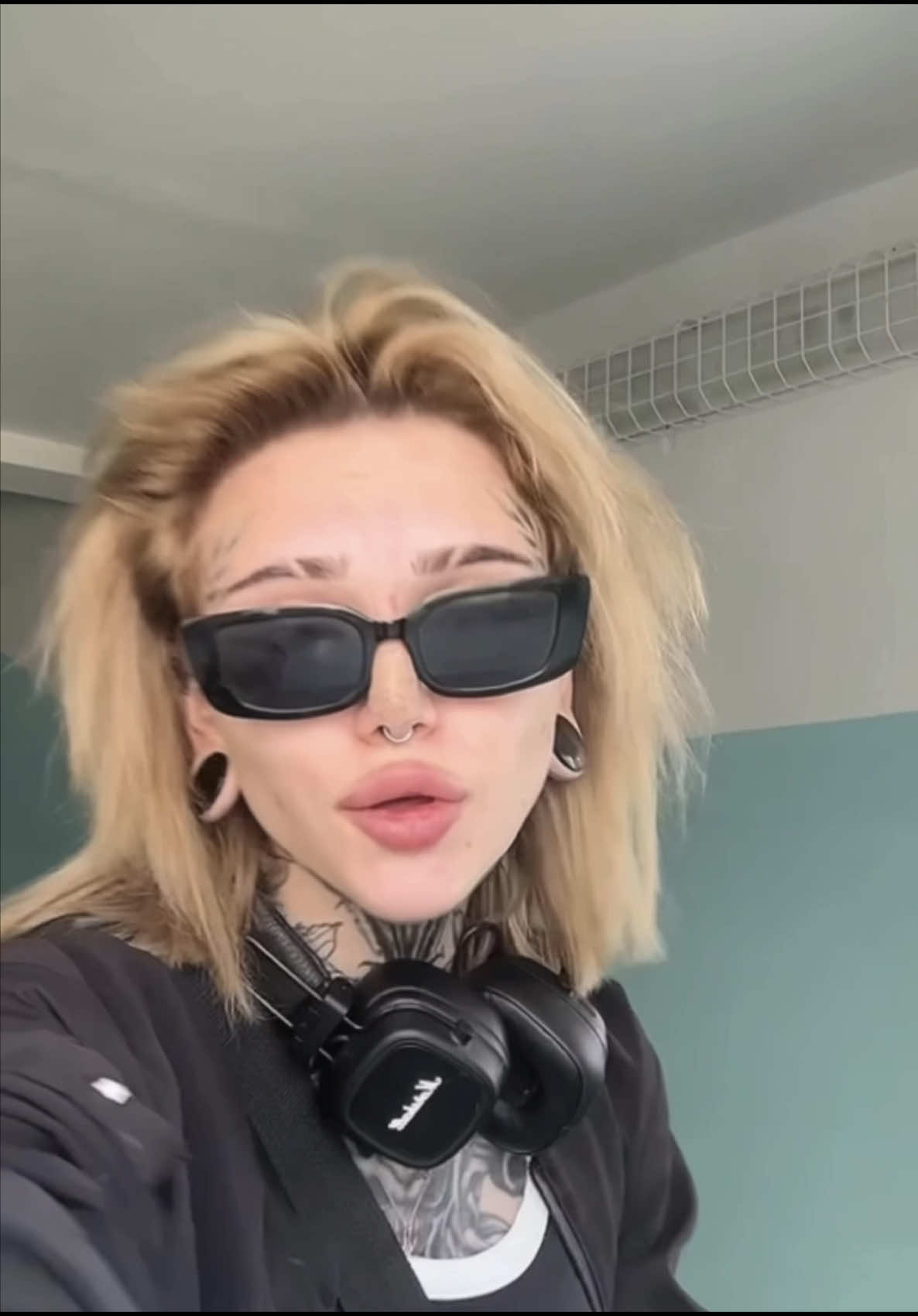 @Просто клякса