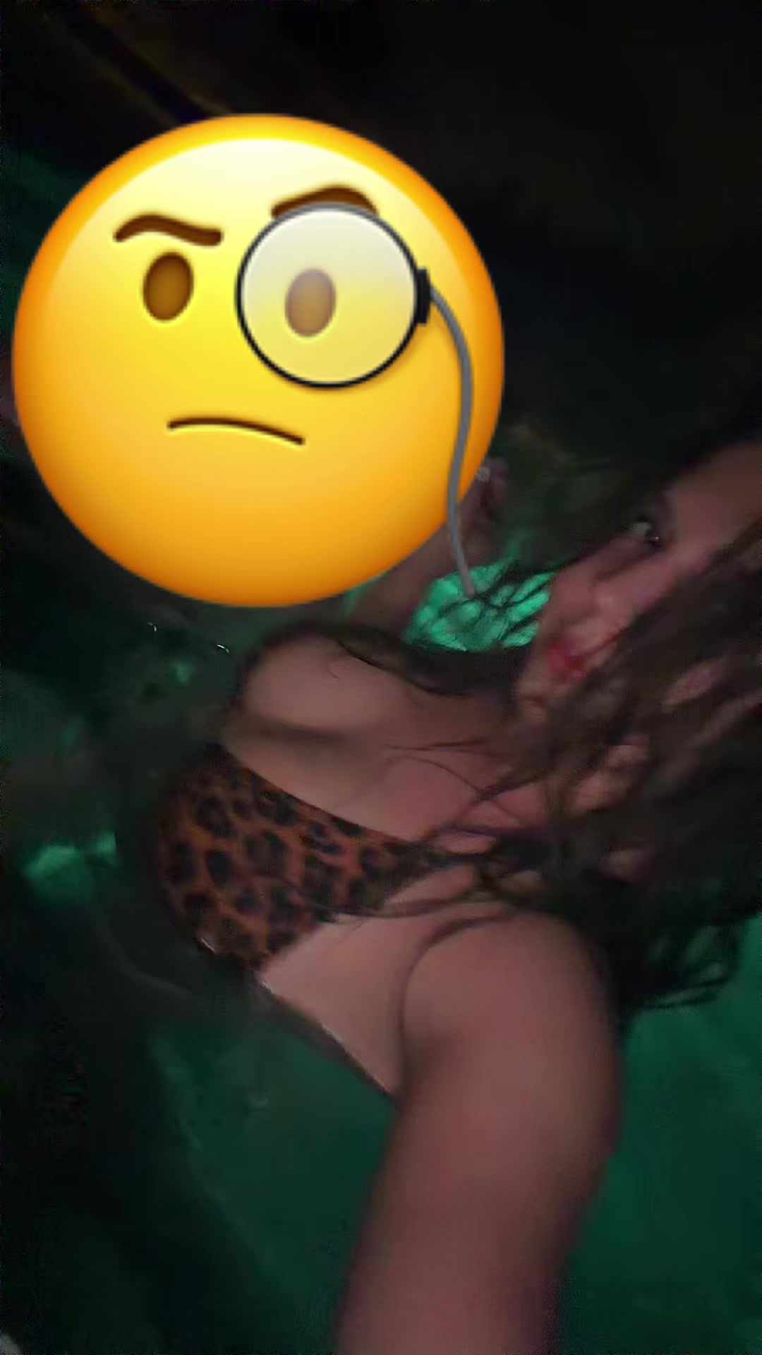 @Hot Tub Girl