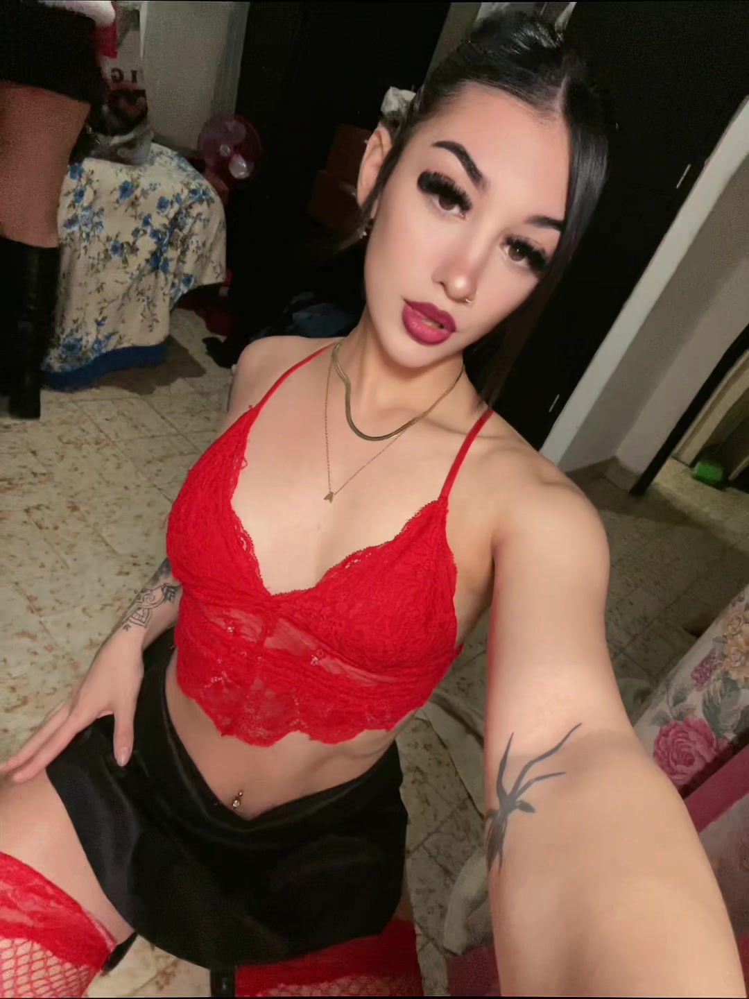 @Mia 🖤