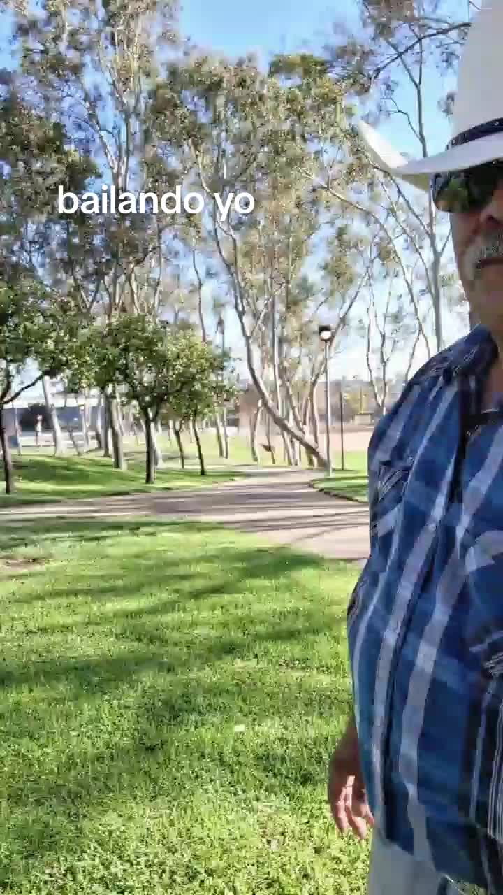 @Delfino