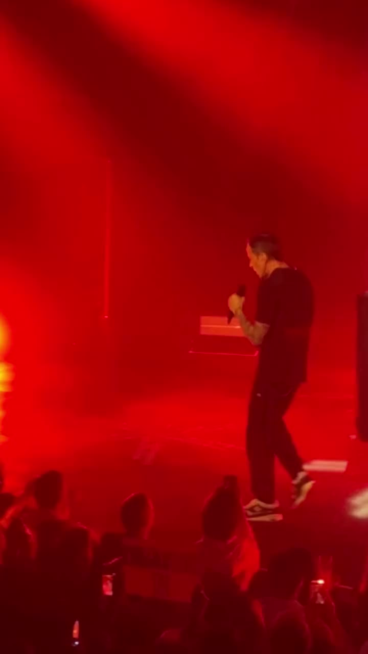 @throwdownyourfears17