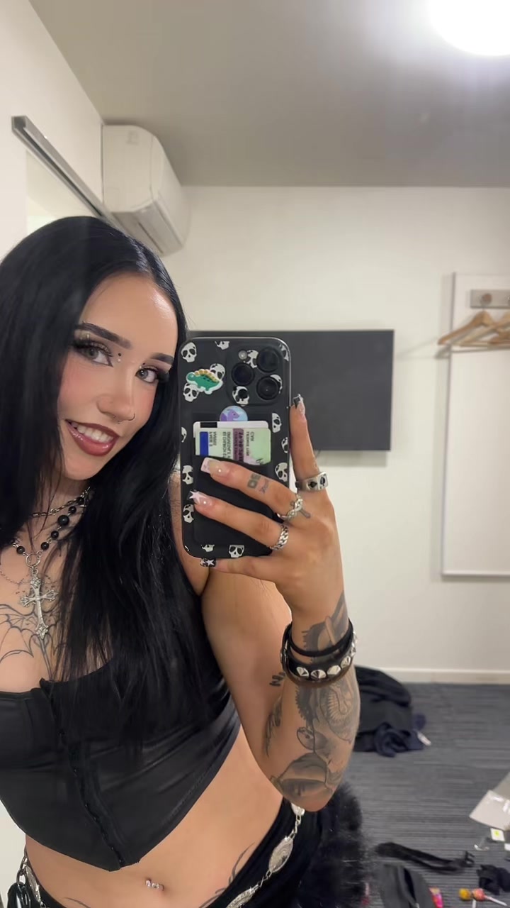 @Paige ๐ค๐ท๏ธ