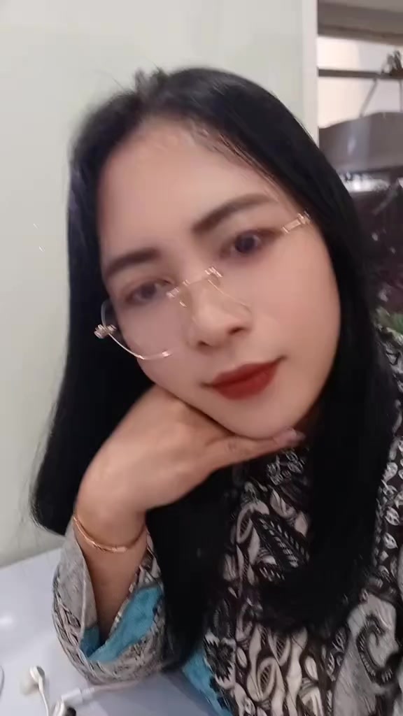 @Ling Ling🇲🇨🇭🇰