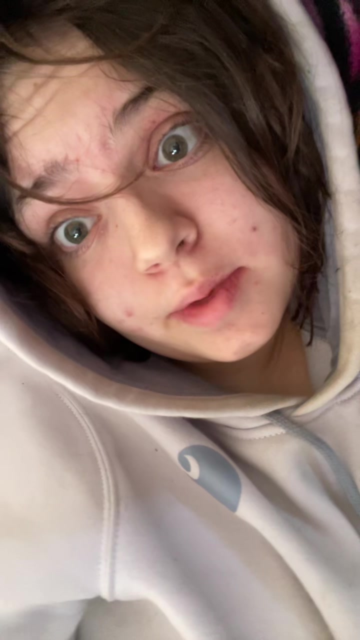 @Ella_and_nobody1