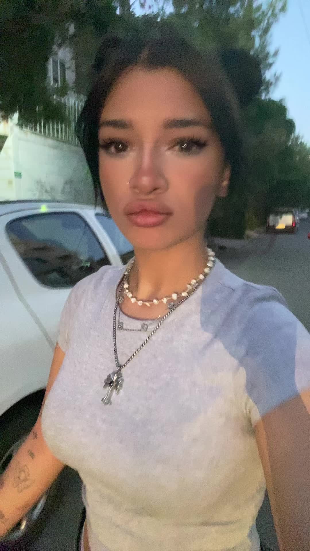 @melika