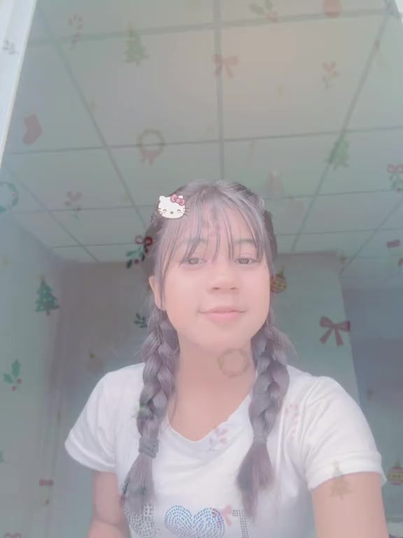 @ญ่า วริสรา