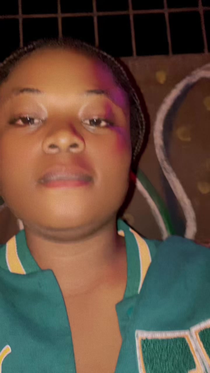 @Priorité 🥰❤️🤍