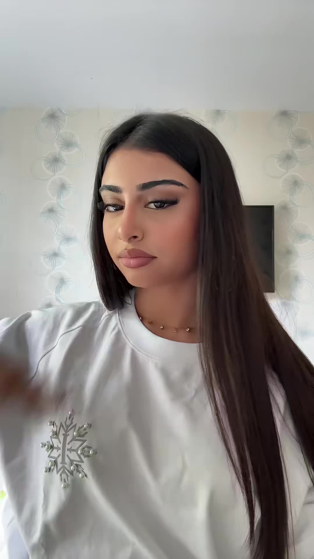 @๐๐. โ