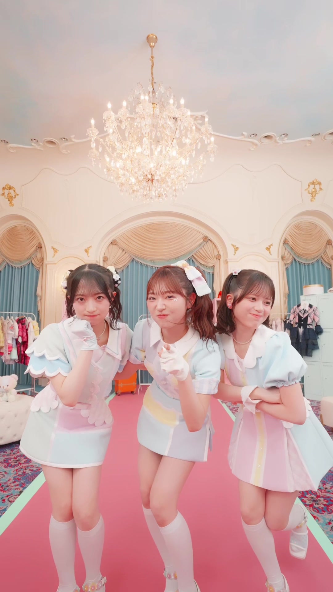 @AKB48