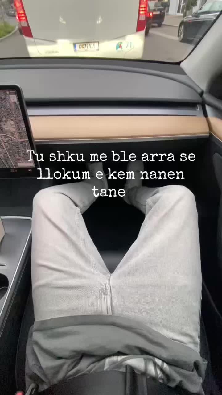 @888