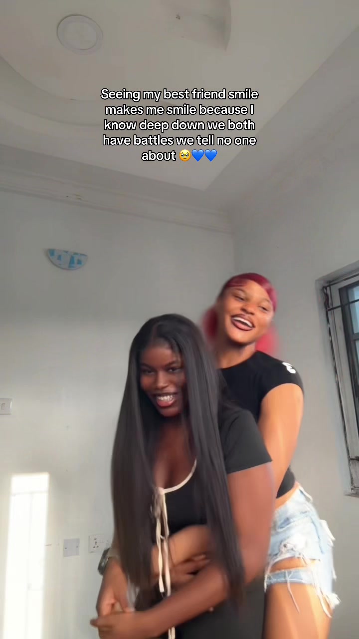 @afroblueries
